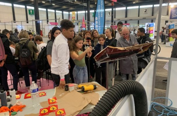 Un des ateliers à toi de jouer autour de la peinture automobile